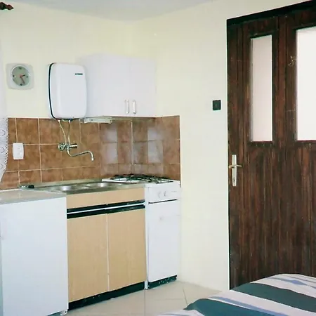 Cozy Studio In The Old Town For 3 Persons דירה נובי ווינודולסקי