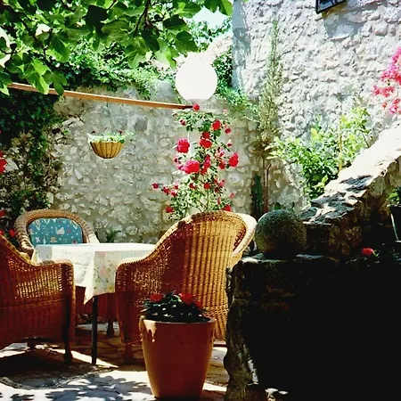 Cozy Studio In The Old Town For 3 Persons דירה